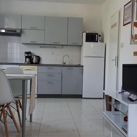Apartment Pejnovic Malinska Ngoại thất bức ảnh