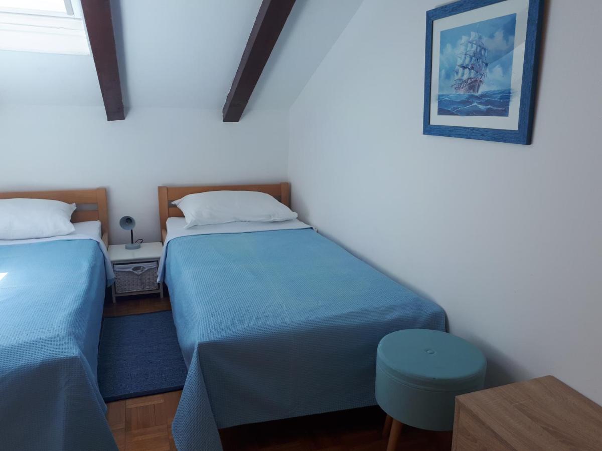 Apartment Pejnovic Malinska Ngoại thất bức ảnh